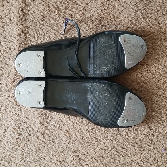 Tap shoes - Picture 2 of 3
